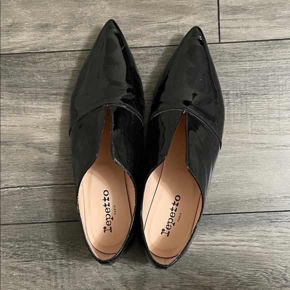 Repetto Shoes - Repetto Black Patent Leather Flats size 7.5
